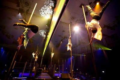 Swinging Poles und Vertical Poles für VIEGA-Roadshow